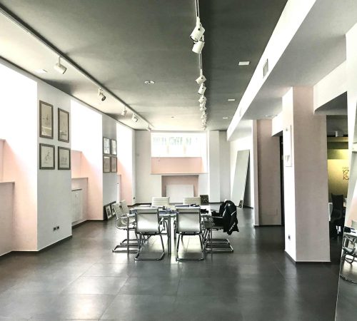 Representative showroom – via Senato, Milan