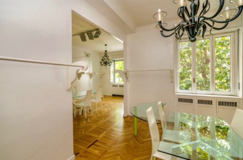 Appartamento in elegante contesto
via Cerva, Milano