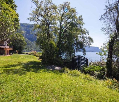 Villa Pied Dans L’Eau con piscina e parco privato – Lago di Como – 2